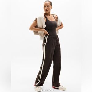 Athleta MVP Mid Rise Side Stripe Pant | Truffle/Bone Medium #767524 NEW L